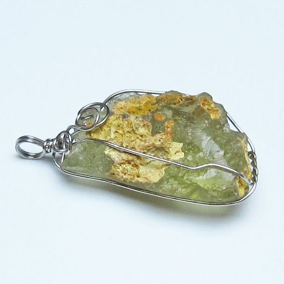 リビアングラス ペンダント 一点物 112-13852