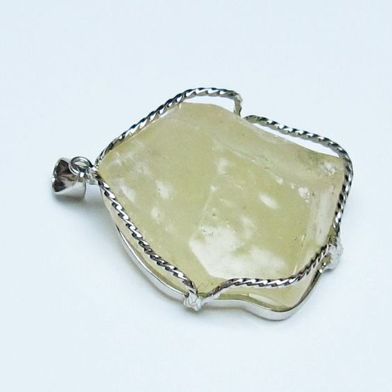 リビアングラス ペンダント 一点物 112-13883