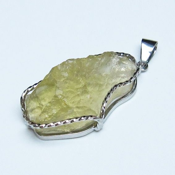 リビアングラス ペンダント 一点物 112-13935