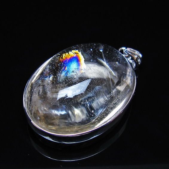 アイリスクォーツ 水晶 ペンダント 虹入り メール便可 一点物 112-14121