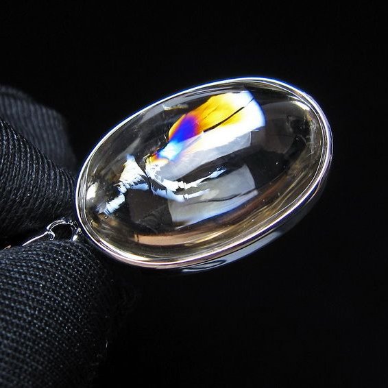 アイリスクォーツ 水晶 ペンダント 虹入り メール便可 一点物 112-14126