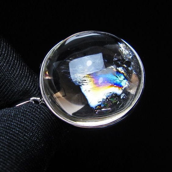 アイリスクォーツ 水晶 ペンダント 虹入り メール便可 一点物 112-14132