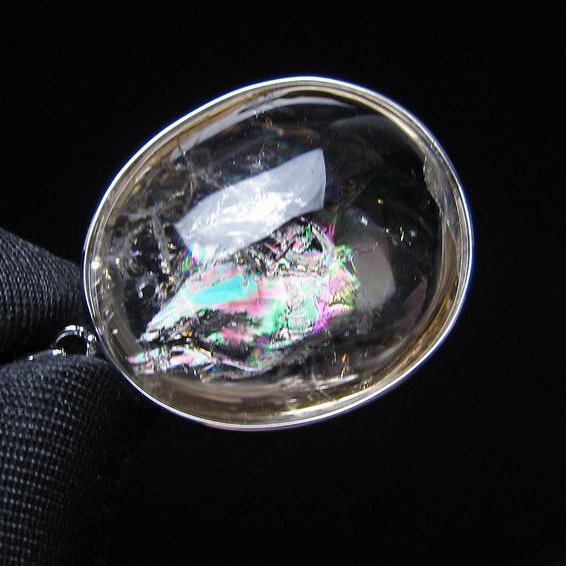 アイリスクォーツ 水晶 ペンダント 虹入り メール便可 一点物 112-14152