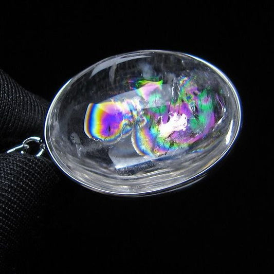 アイリスクォーツ 水晶 ペンダント 虹入り  一点物 112-14177