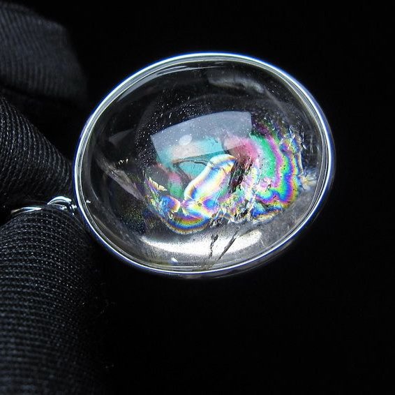 アイリスクォーツ 水晶 ペンダント 虹入り  一点物 112-14180