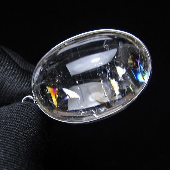 アイリスクォーツ 水晶 ペンダント 虹入り  一点物 112-14182