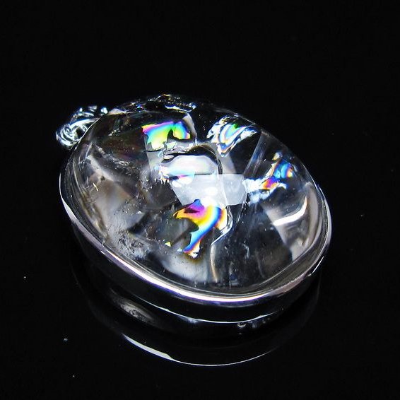 アイリスクォーツ 水晶 ペンダント 虹入り  一点物 112-14198