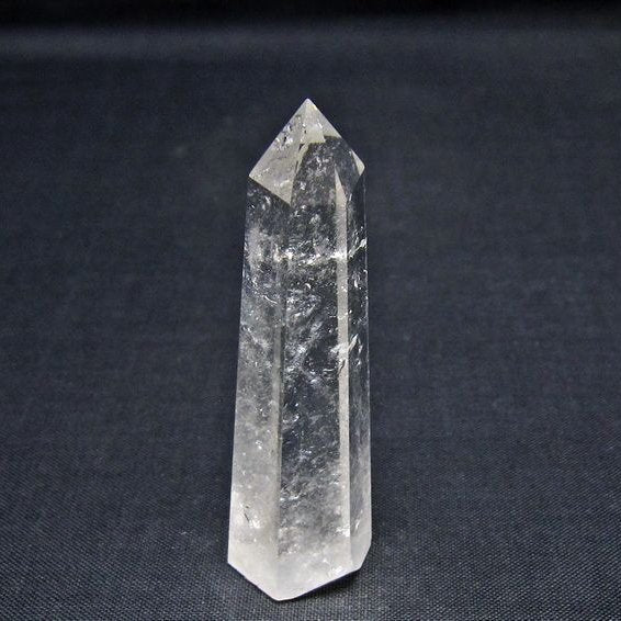 水晶 六角柱 ポイント 置物 一点物 142-11055