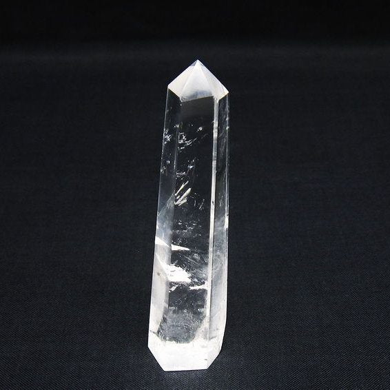 水晶 六角柱 水晶 ポイント 置物 原石 一点物 142-9523