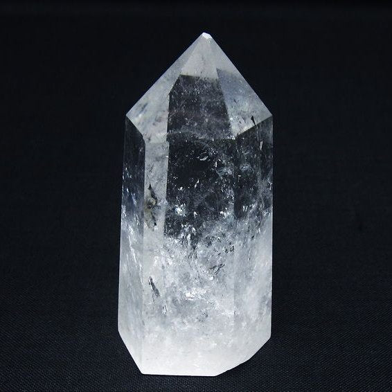 水晶 六角柱 ポイント 置物 一点物 142-9895
