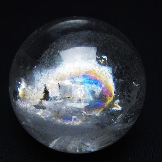 水晶 丸玉 虹入り 67mm スフィア 置物 水晶玉 一点物 151-8813