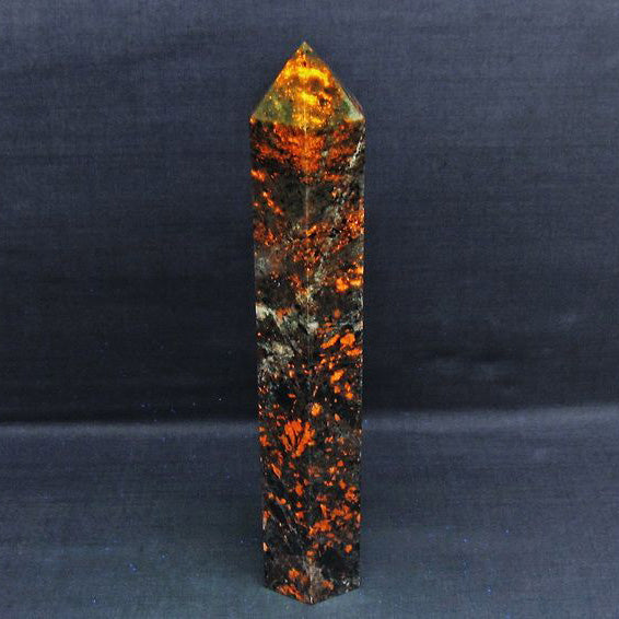 1.1Kg ユーパーライト 六角柱 一点物  152-3375