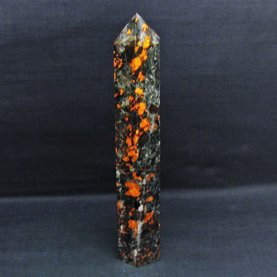 1.1Kg ユーパーライト 六角柱 一点物  152-3389