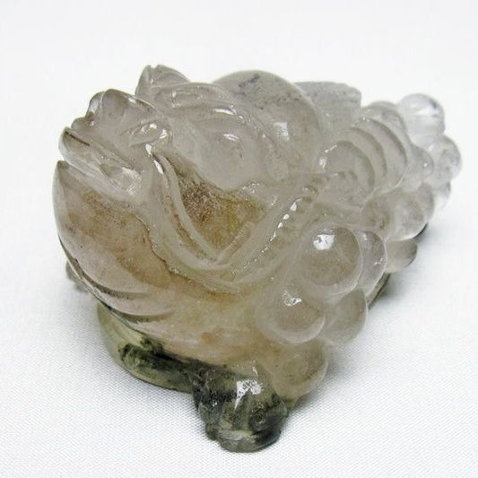 水晶 手彫り-卓上置物-キンセン-金蟾 ガーデンクォーツ 一点物 154-117