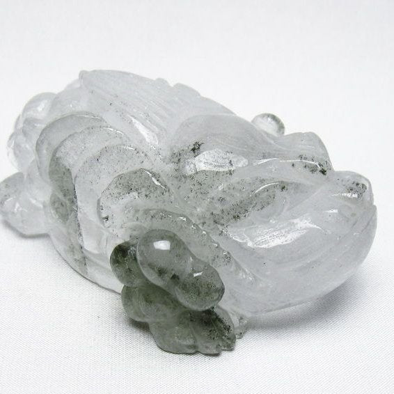 水晶 手彫り-卓上置物-キンセン-金蟾 ガーデンクォーツ 一点物 154-96