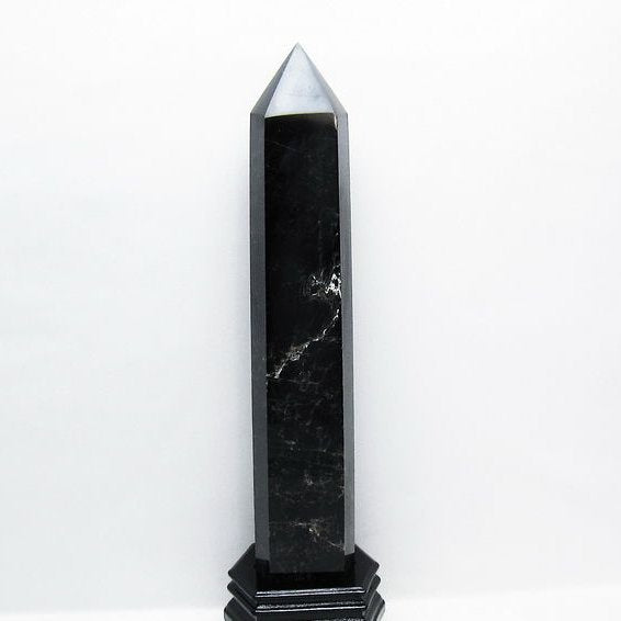 2.4Kg モリオン 黒水晶 六角柱 台座付属 一点物 [送料無料] 162-399