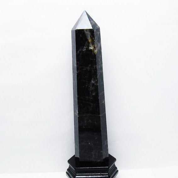 2.6Kg モリオン 黒水晶 六角柱 台座付属 一点物 162-421