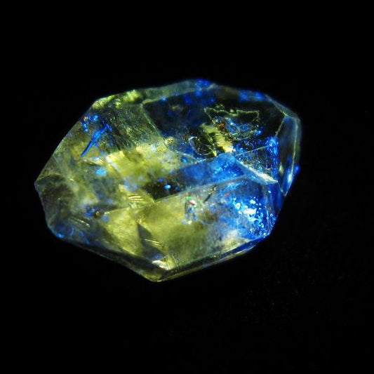オイルインクォーツ 原石 石油入り 水晶 171-5059
