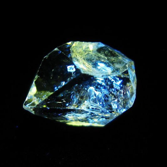 オイルインクォーツ 原石 石油入り 水晶 171-5064