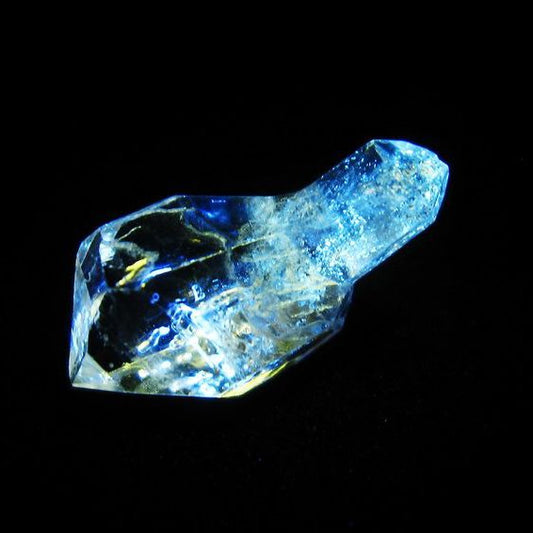オイルインクォーツ 原石 石油入り 水晶 171-5132