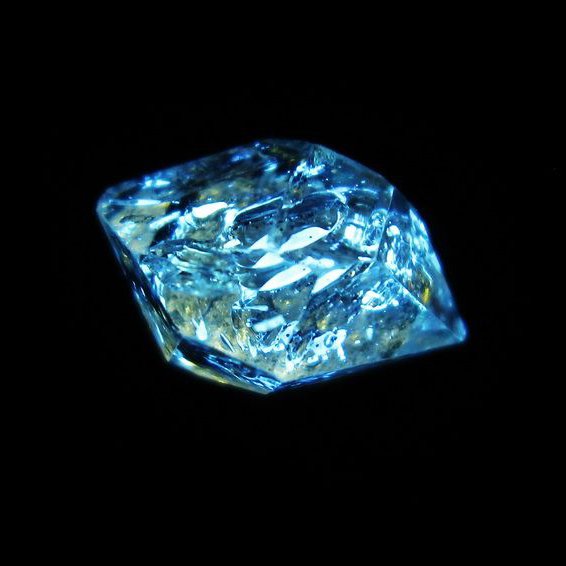 オイルインクォーツ 原石 石油入り 水晶 171-5174