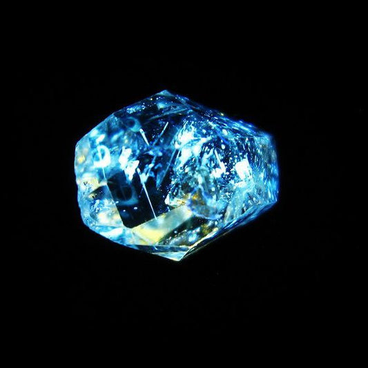 オイルインクォーツ 原石 石油入り 水晶 171-5178