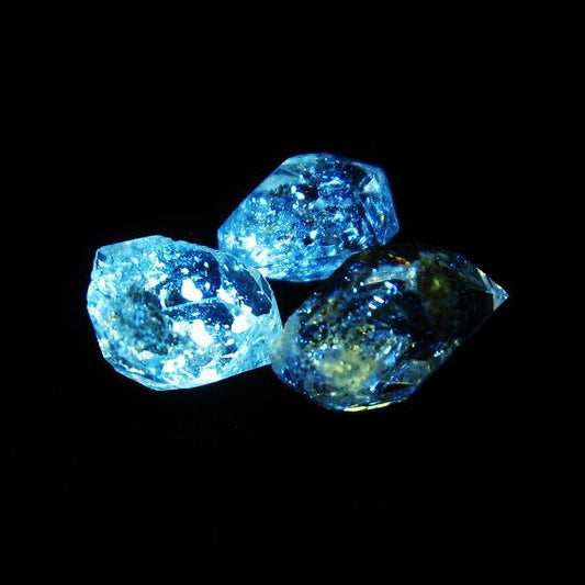 オイルインクォーツ 原石 石油入り 水晶 171-5202