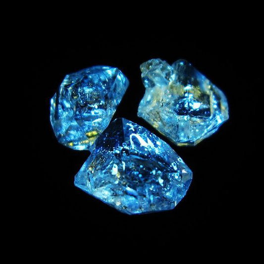 オイルインクォーツ 原石 石油入り 水晶 171-5205