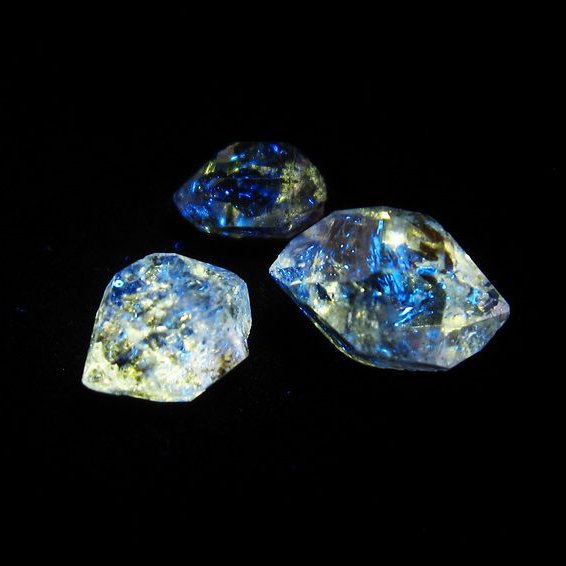 オイルインクォーツ 原石 石油入り 水晶 171-5218