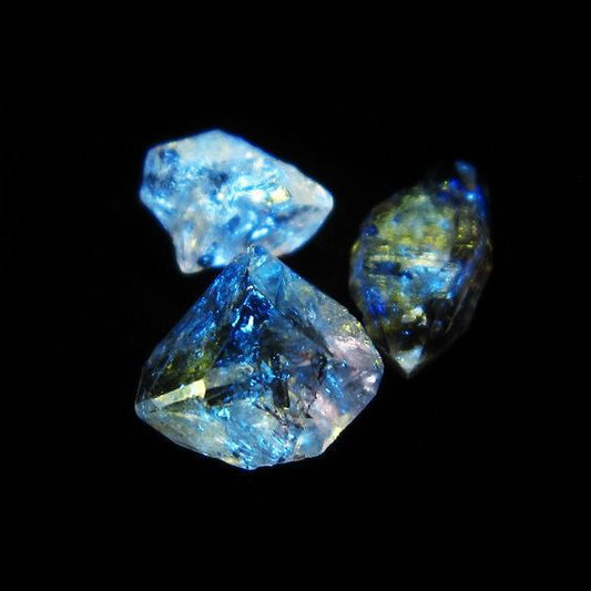 オイルインクォーツ 原石 石油入り 水晶 171-5219