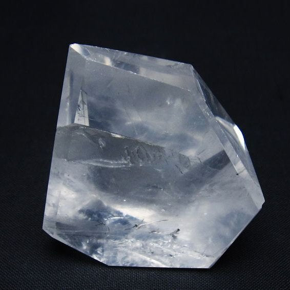 ミルキークォーツ – 天然石・パワーストーンの東昇