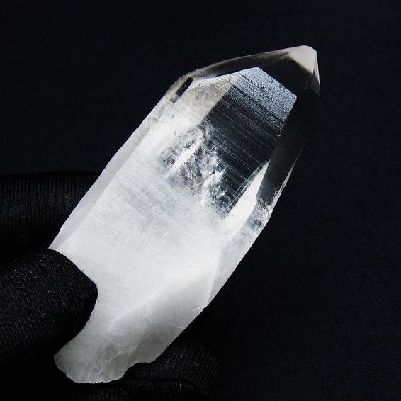 レムリアンシード 水晶 原石 ブラジル ミナスジェライス州 コリント産 一点物 171-6853