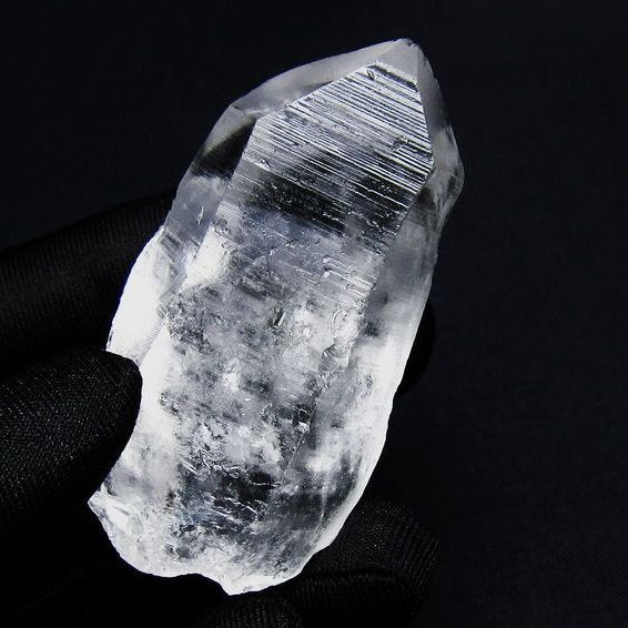 レムリアンシード 水晶 原石 ブラジル ミナスジェライス州 コリント産 一点物 171-6868