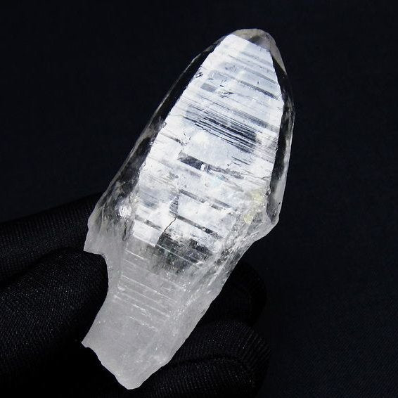 レムリアンシード 水晶 原石 ブラジル ミナスジェライス州 コリント産 一点物 171-6877