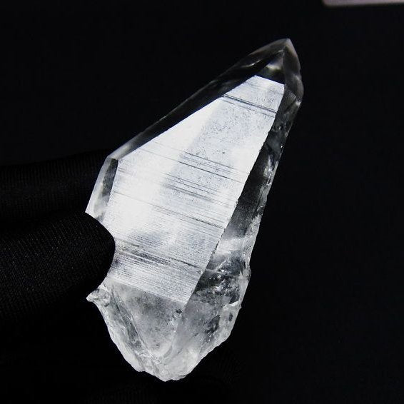 レムリアンシード 水晶 原石 ブラジル ミナスジェライス州 コリント産 一点物 171-6975