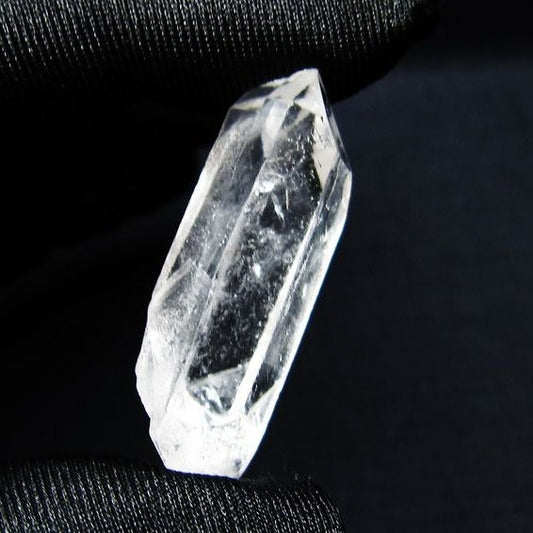 水晶 原石 アーカンソー産 一点物 171-7017