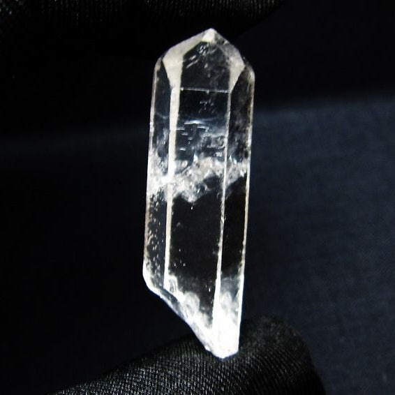 水晶 原石 アーカンソー産 一点物 171-7024