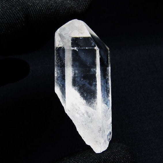 水晶 原石 アーカンソー産 一点物 171-7051