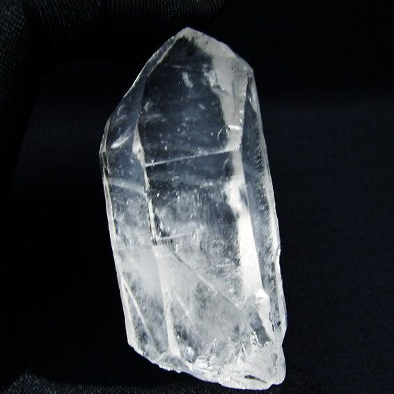 水晶 原石 アーカンソー産 一点物 171-7071