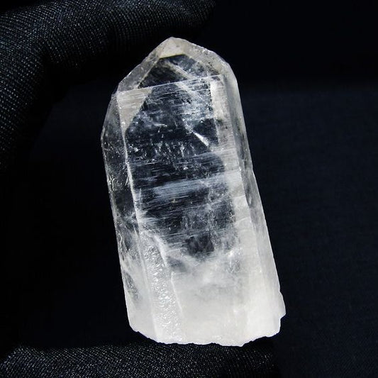 水晶 原石 アーカンソー産 一点物 171-7080