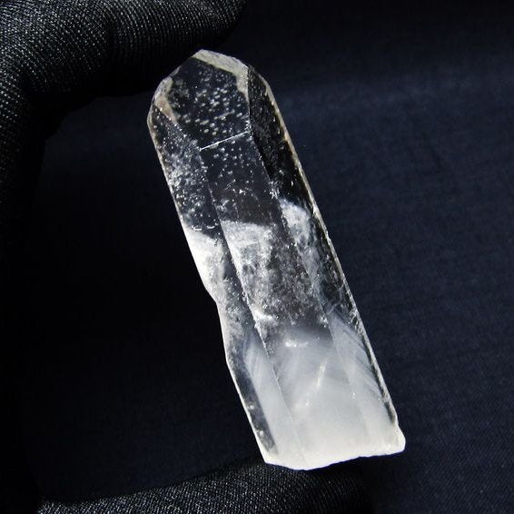 水晶 原石 アーカンソー産 一点物 171-7085