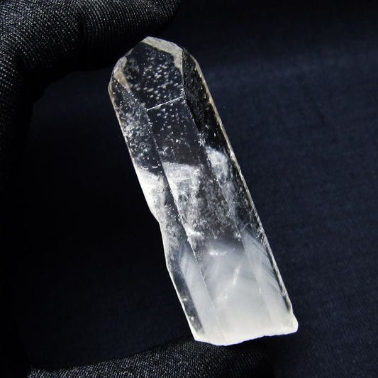 水晶 原石 アーカンソー産 一点物 171-7085