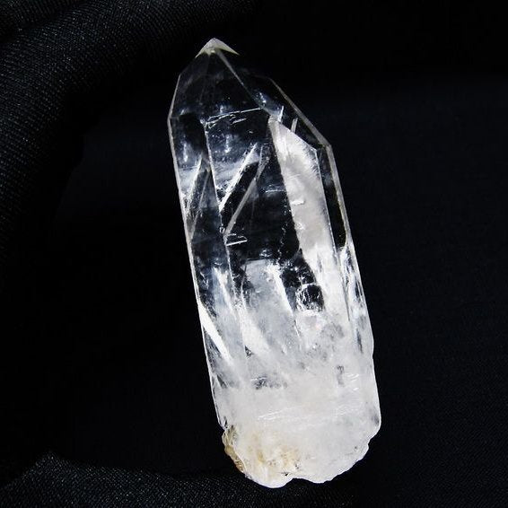 水晶 原石 アーカンソー産 一点物 171-7101