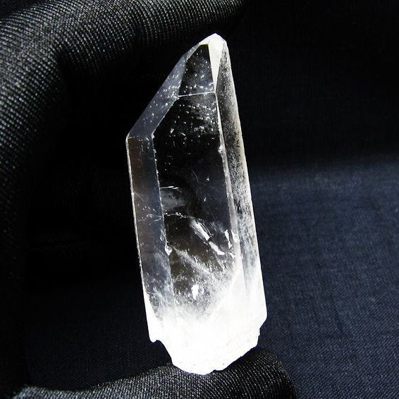 水晶 原石 アーカンソー産 一点物 171-7148