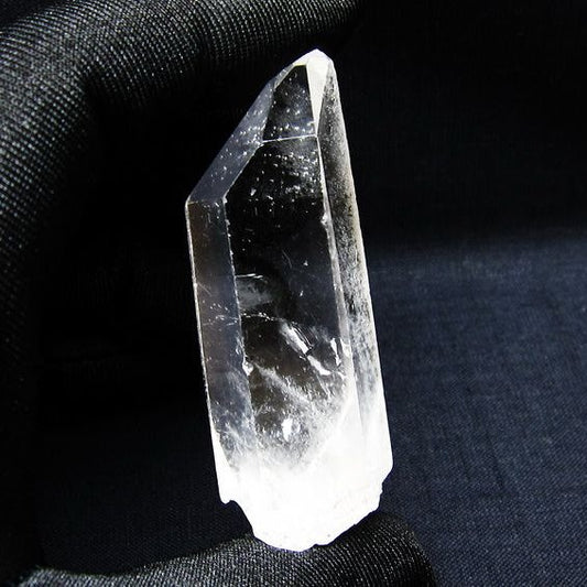水晶 原石 アーカンソー産 一点物 171-7148