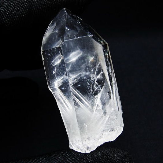 水晶 原石 アーカンソー産 一点物 171-7183