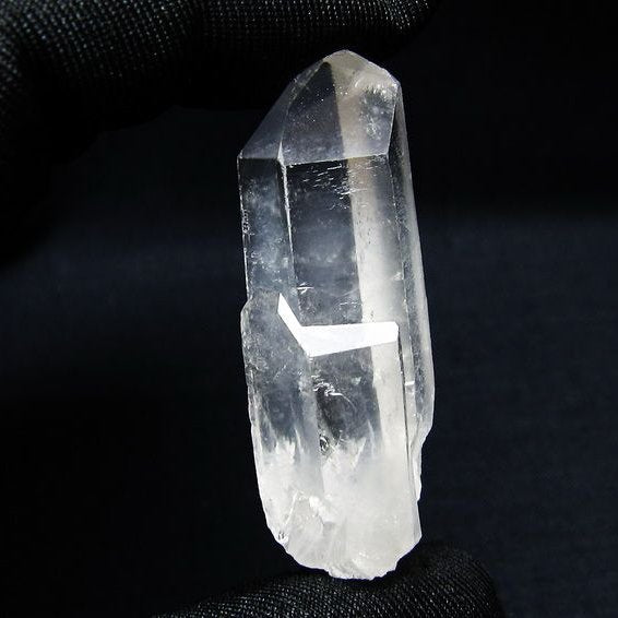 水晶 原石 アーカンソー産 一点物 171-7201