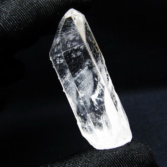 水晶 原石 アーカンソー産 一点物 171-7202