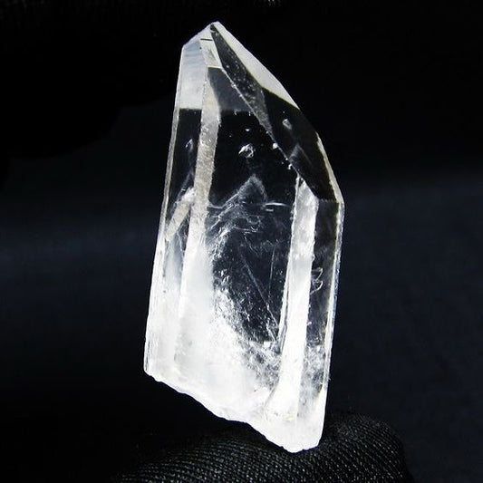 水晶 原石 アーカンソー産 一点物 171-7233