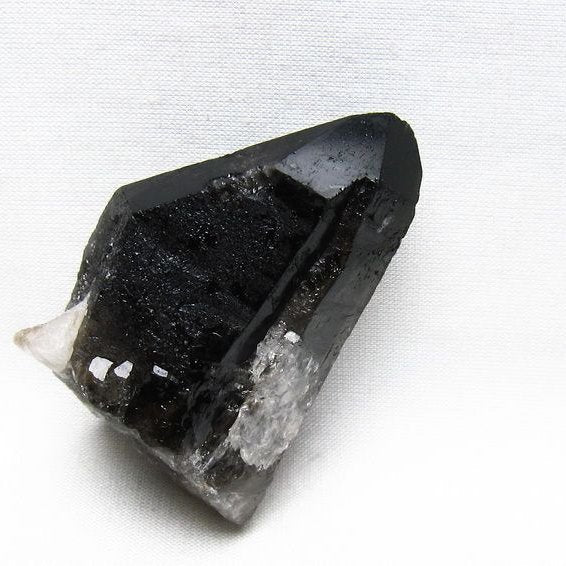 モリオン 黒水晶 原石 ブラジル産 一点物 171-7927